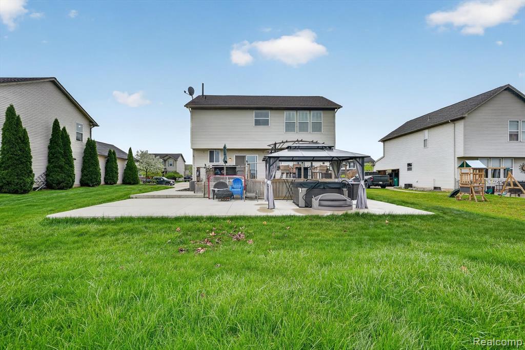 27735 E Mockingbird Drive, Flat Rock, MI 48134 — Photo 34