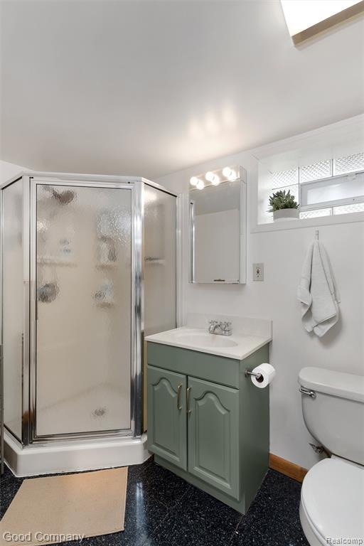641 W WOODLAND Street, Ferndale, MI 48220 — Photo 48