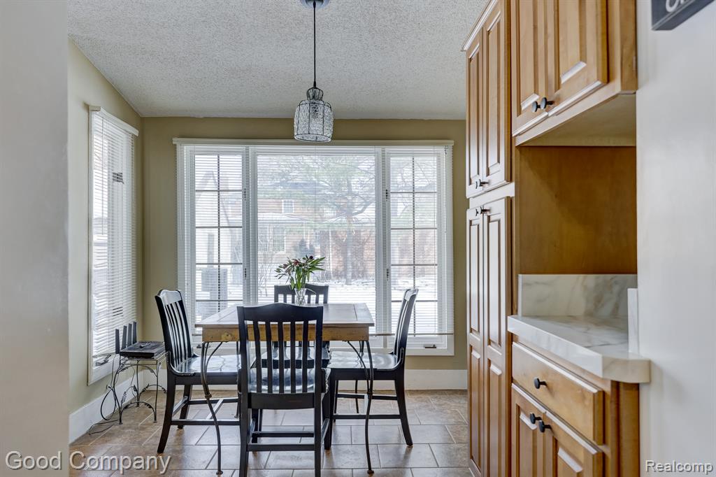 18930 Hillcrest Street, Beverly Hills, MI 48025 — Photo 32