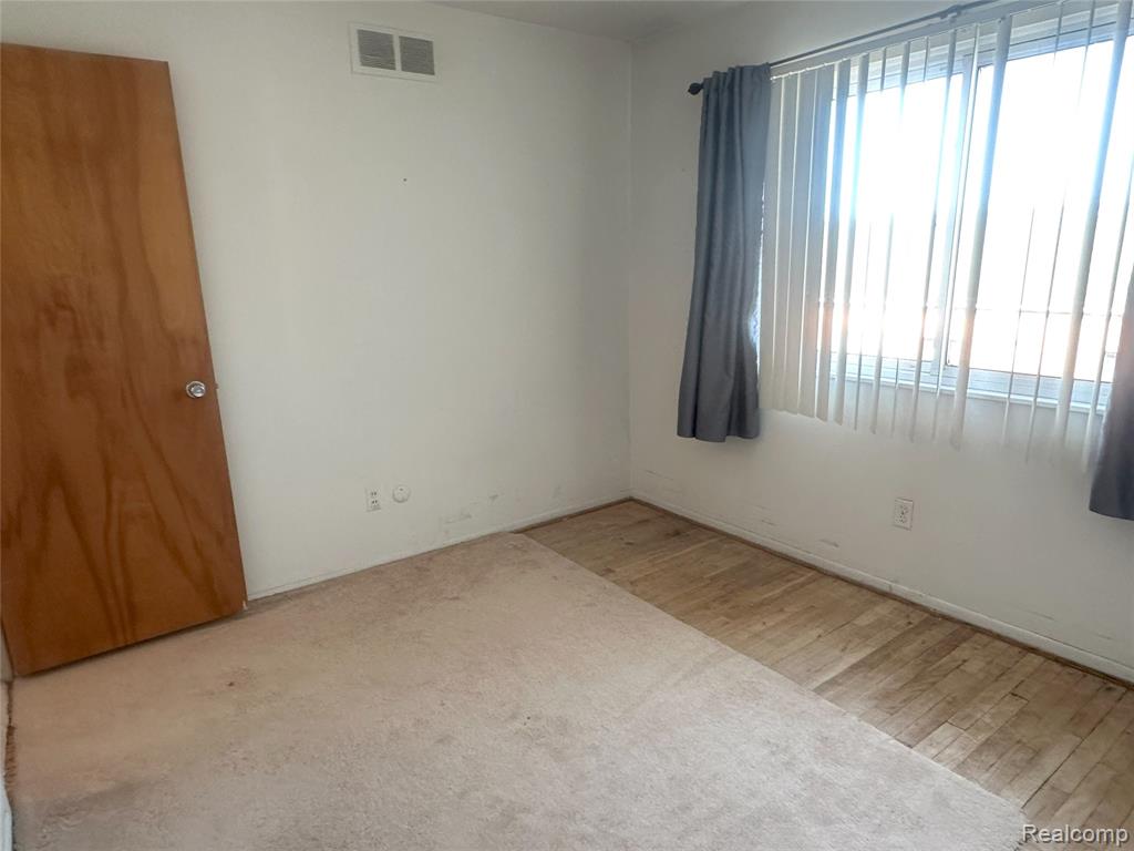 29330 Hoover Road, 330, Warren, MI 48093 — Photo 19