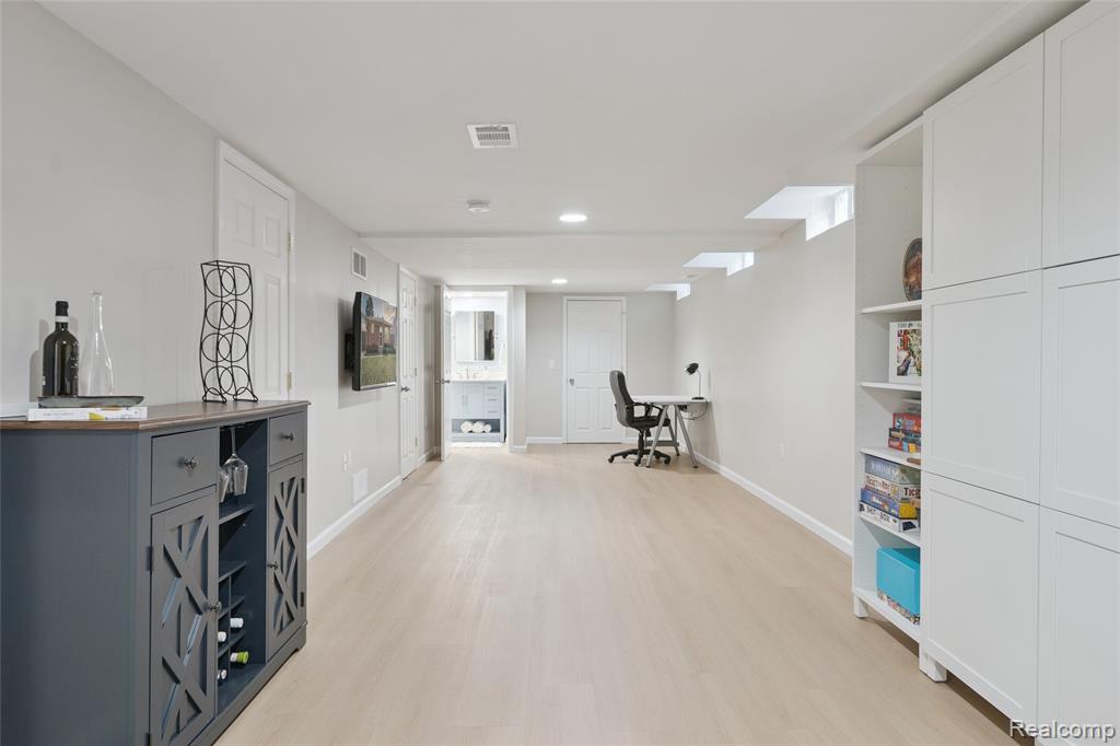4241 Cooper Avenue, Royal Oak, MI 48073 — Photo 25