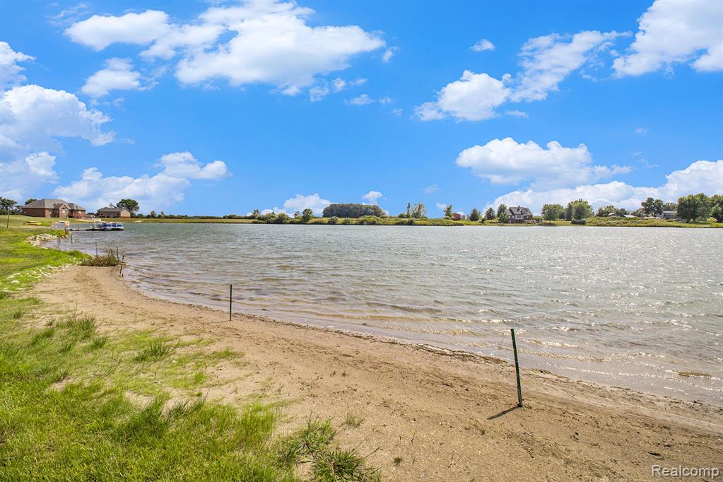 2660 Bay Point Court, Imlay City, MI 48444 — Photo 36