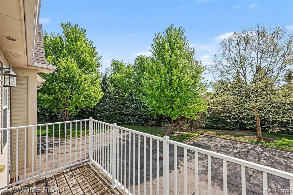 8568 Heywood Circle, Sterling Heights, MI 48312 — Photo 28