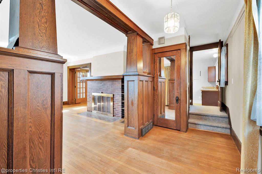 418 S Maple Avenue, Royal Oak, MI 48067 — Photo 4
