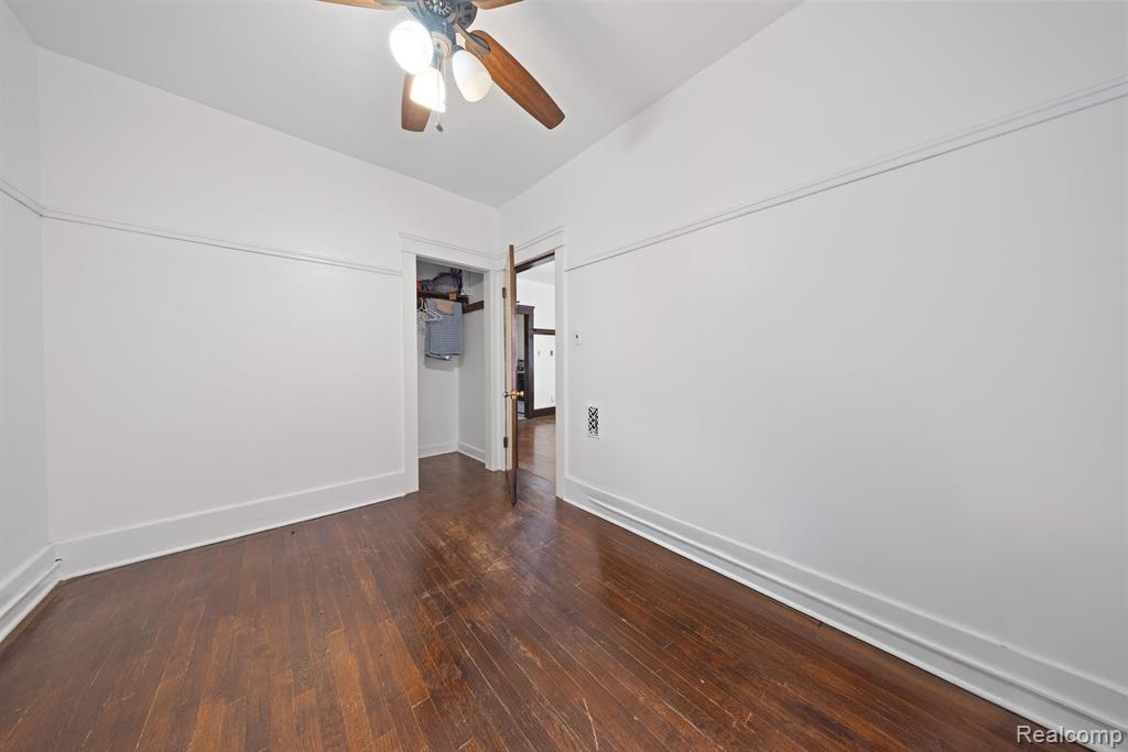 7334 WILDEMERE Street, Detroit, MI 48206 — Photo 10