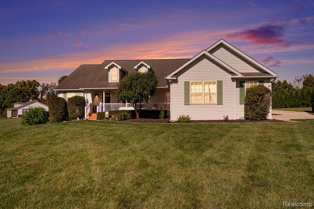 703 N Hughes Road, Howell, MI 48843 — Photo 36