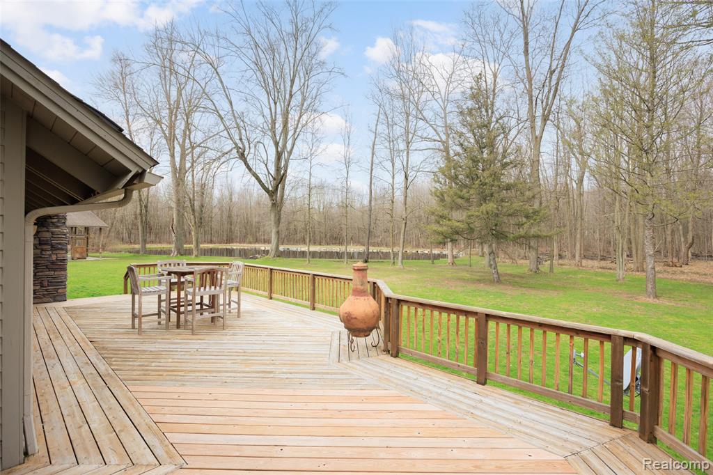9247 Schrepfer Road, Howell, MI 48855 — Photo 35