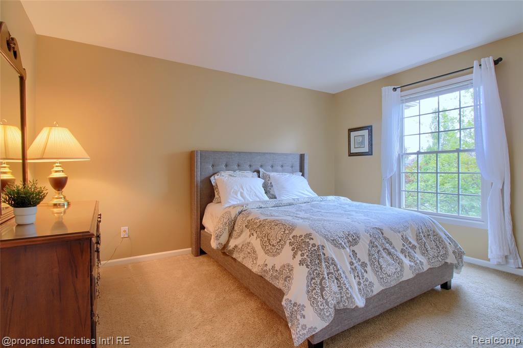 18026 Stonebrook Drive, Northville, MI 48168 — Photo 33