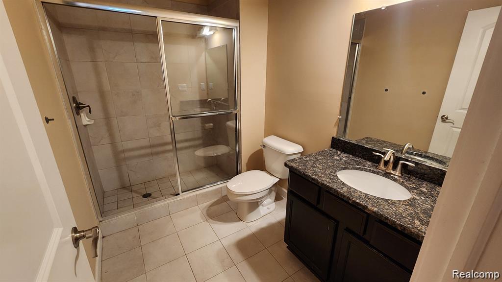 4872 W Stonegate Circle, Lake Orion, MI — Photo 16