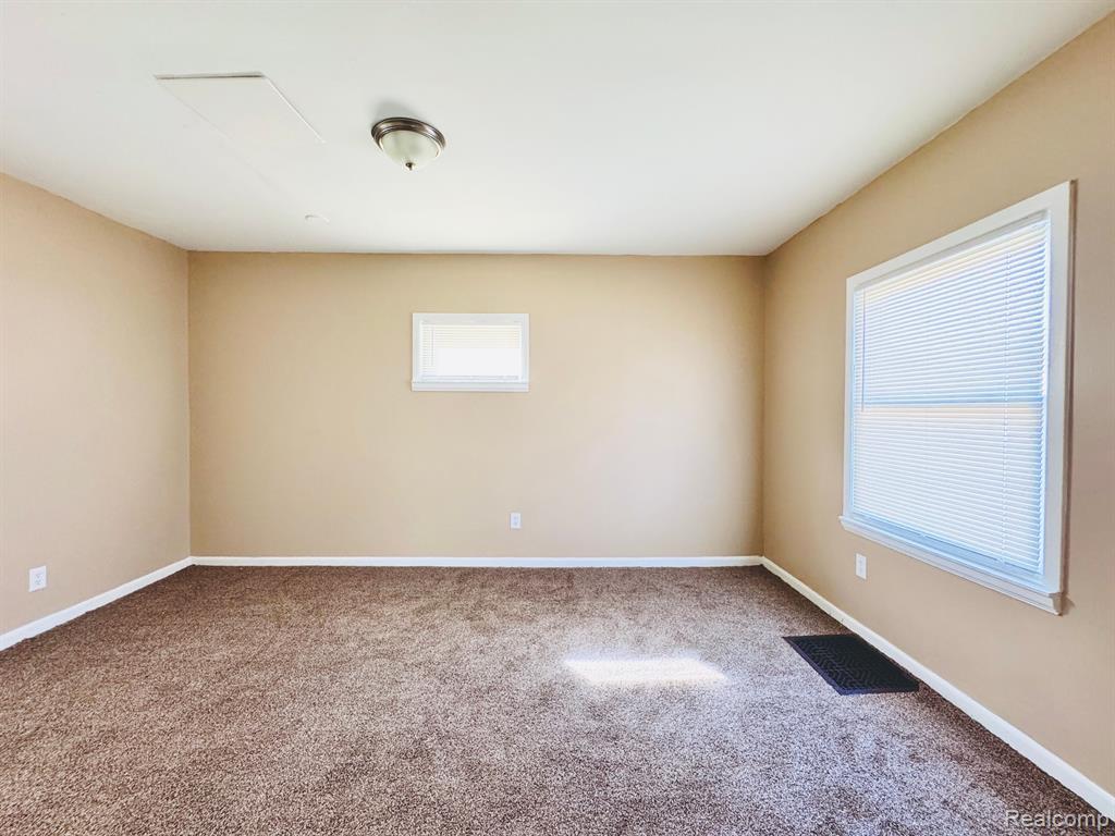 92 OAKHILL Street, Pontiac, MI 48342 — Photo 20
