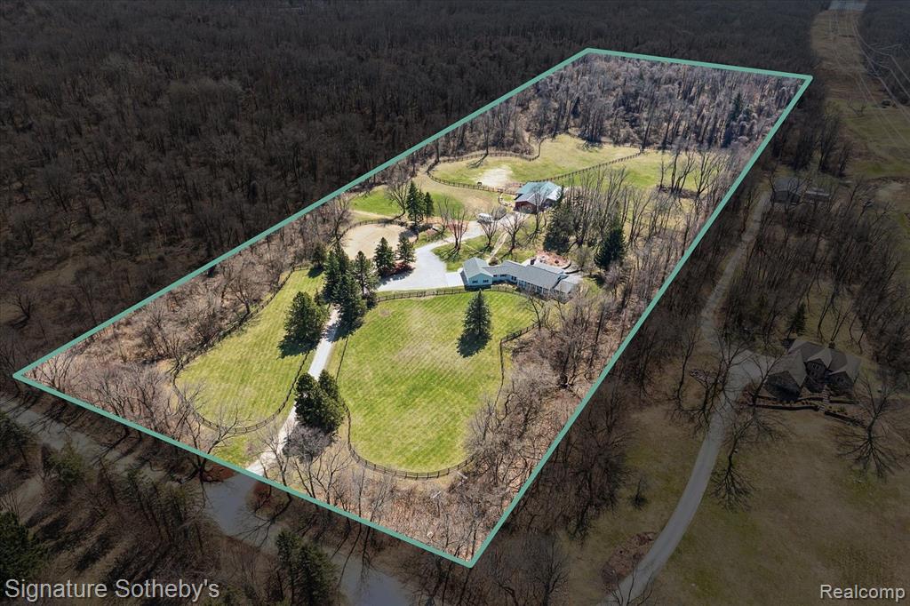 4715 FOX LAKE Road, Goodrich Vlg, MI — Photo 6