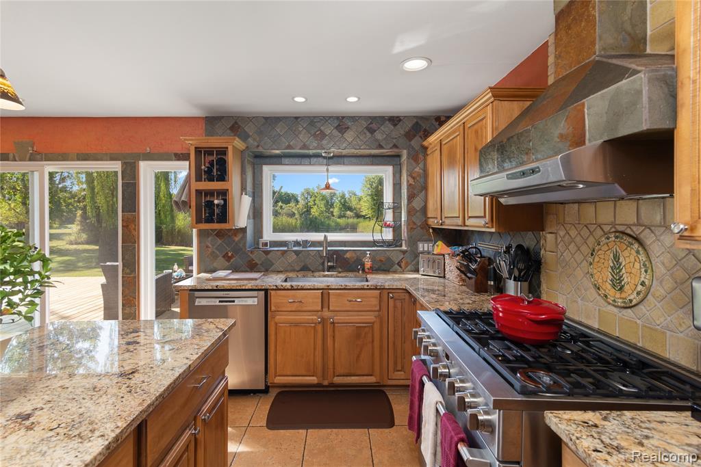 8145 Lindsey Road, Casco, MI 48064 — Photo 13