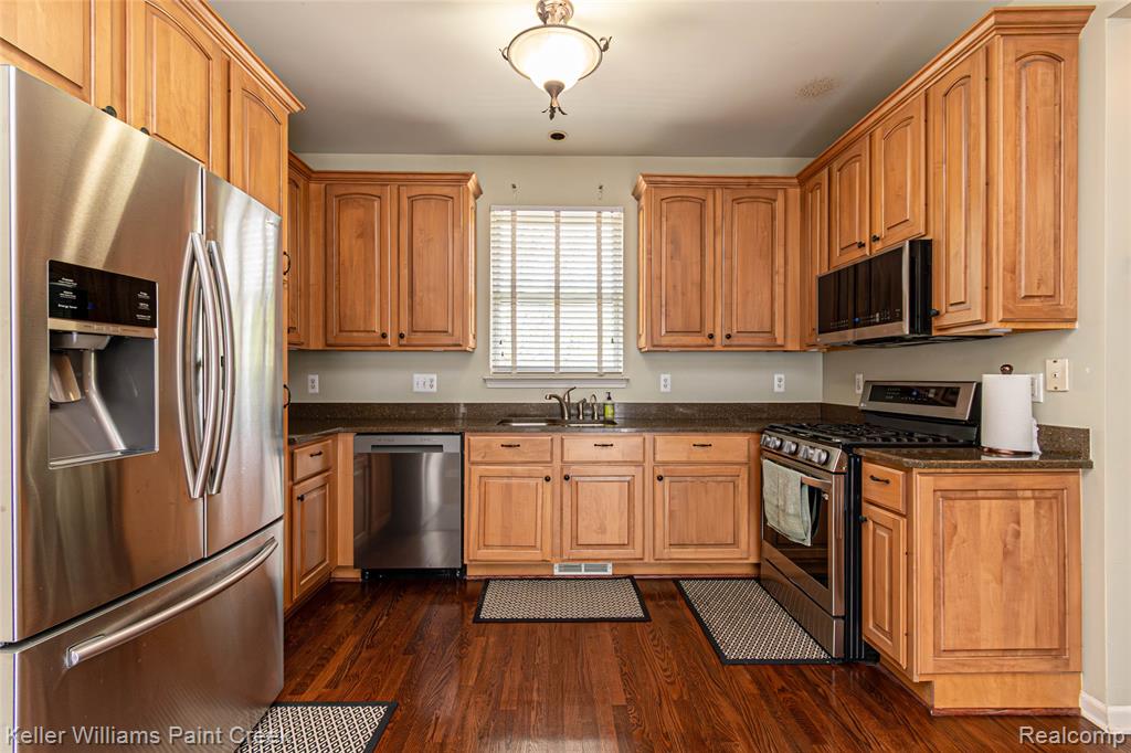 42708 Faulkner Drive, Novi, MI 48377 — Photo 29