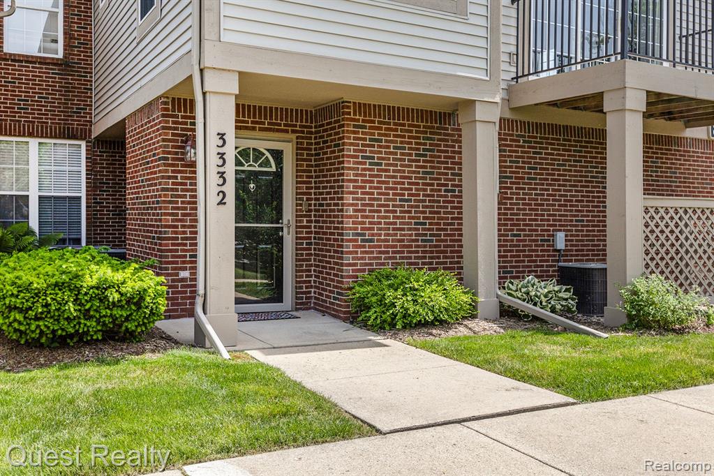 3332 PRIMROSE Lane, Ypsilanti, MI 48197 — Photo 5