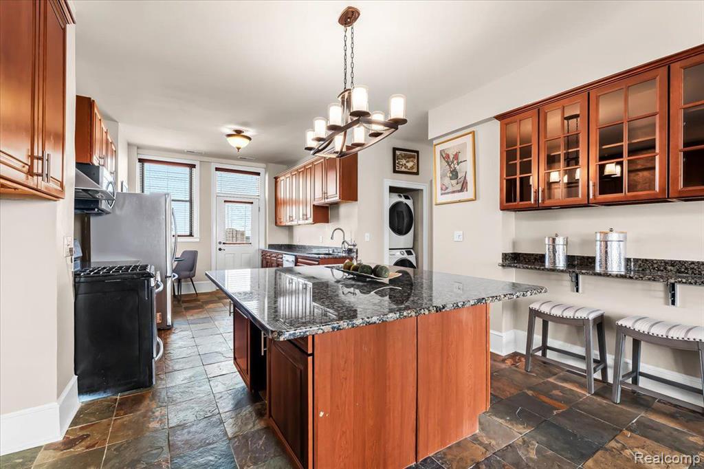 2900 E JEFFERSON Avenue S, 60-B8, Detroit, MI 48207 — Photo 14