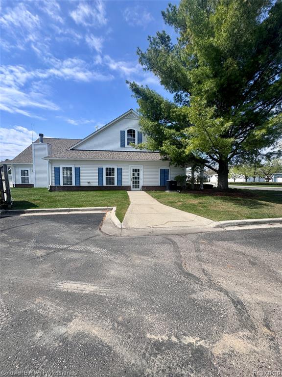 255 Bonita Court, Lapeer, MI 48446 — Photo 25