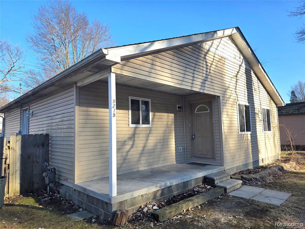 9219 ISLAND Drive, Clay, MI 48001 — front exterior