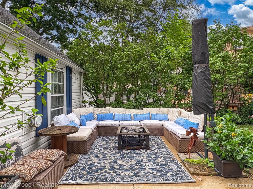 611 N Melborn Street, Dearborn, MI 48128 — Photo 43