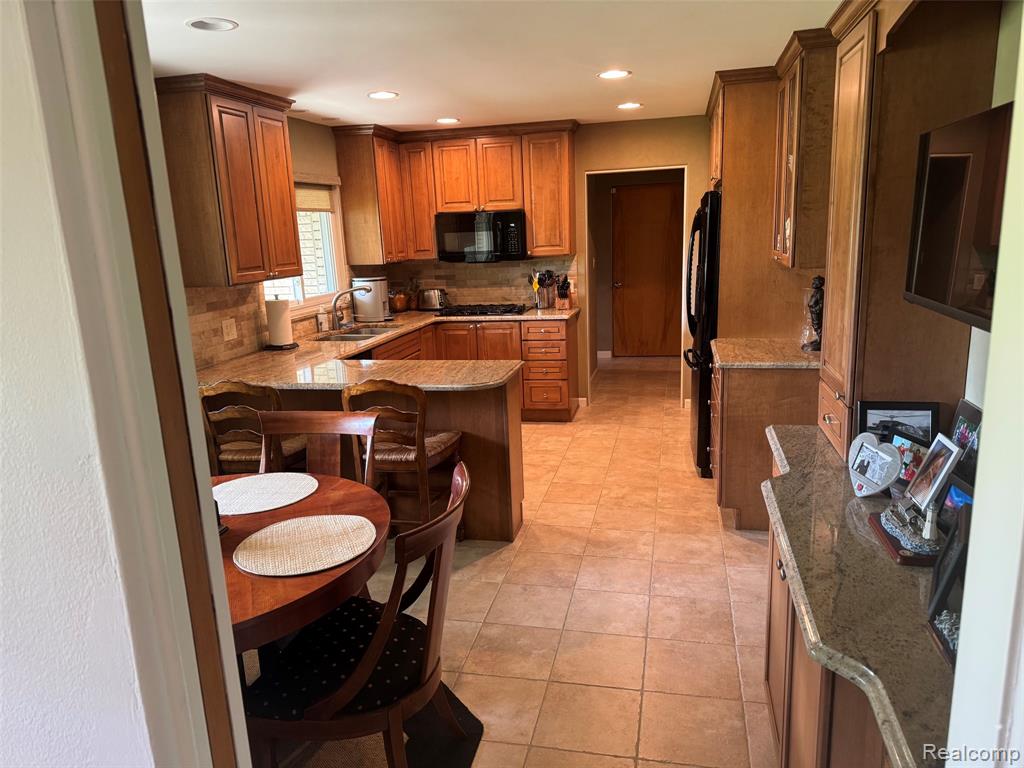 6925 Windham Lane, Bloomfield Hills, MI 48301 — Photo 14