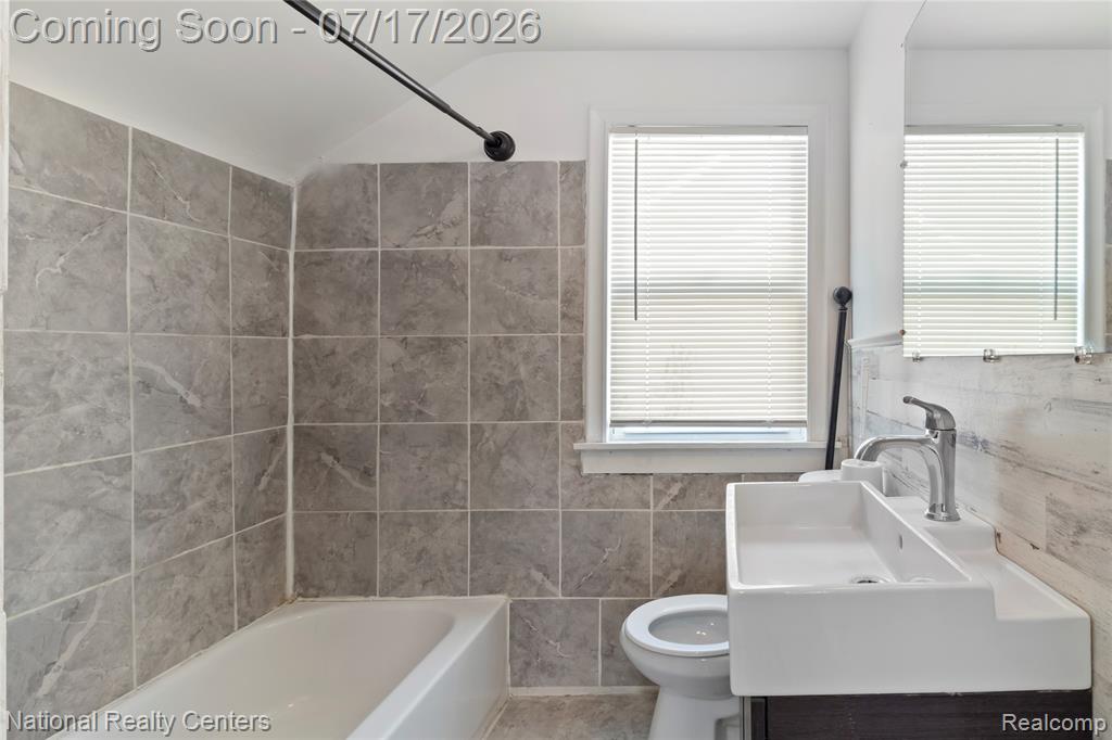9281 Boleyn Street, Detroit, MI 48224 — Photo 28