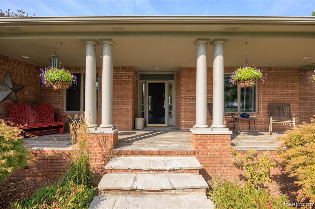 7030 Marsh Road, Cottrellville, MI — Photo 4