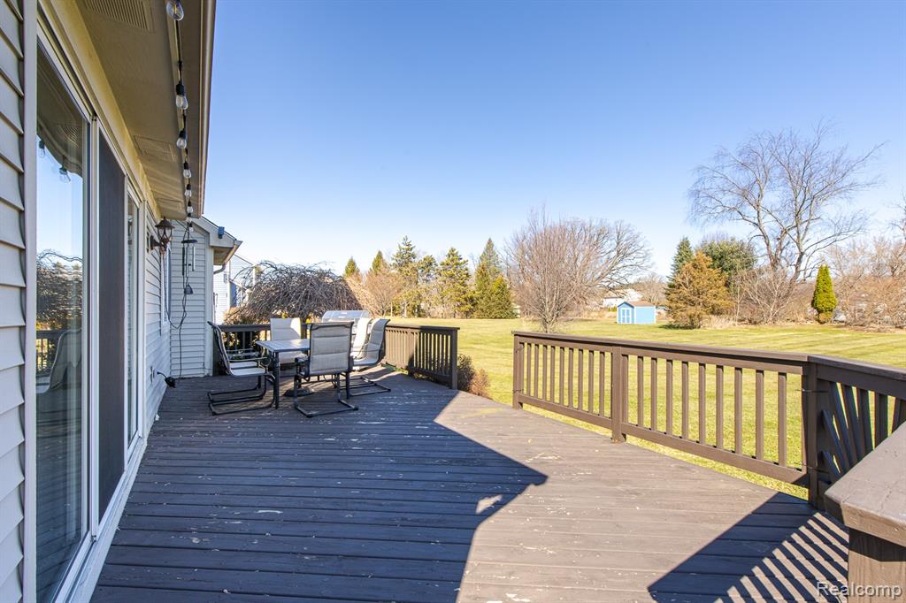 4930 Fox Chase Drive, White Lake, MI 48383 — Photo 51