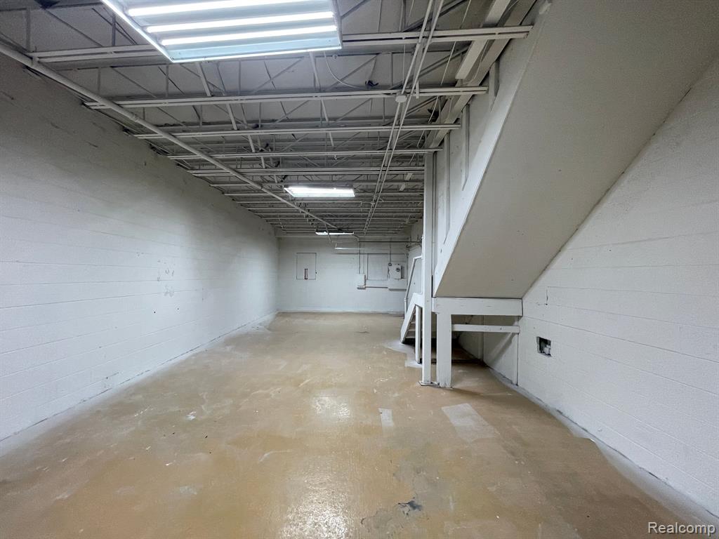 5871 TELEGRAPH Road, Taylor, MI — Photo 13