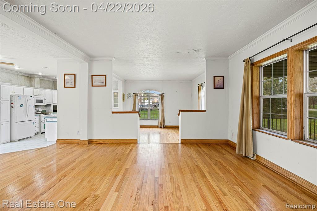 26996 Sumpter Road, Belleville, MI 48111 — Photo 8