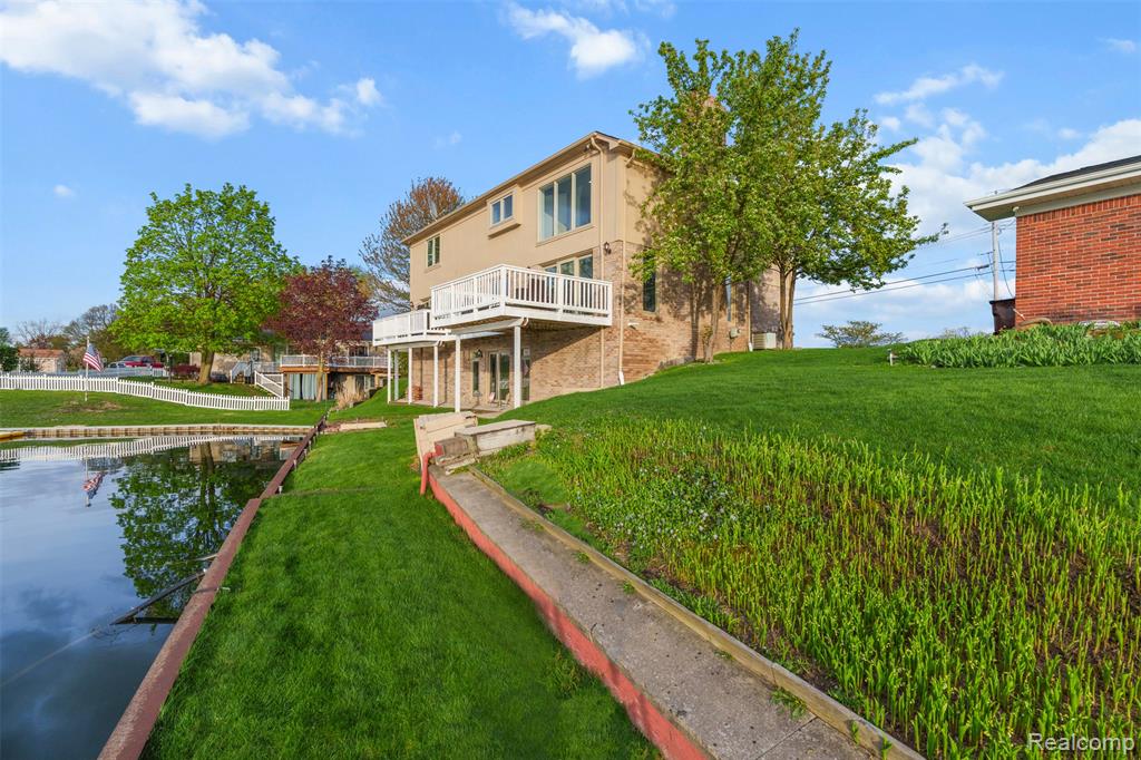 5615 Woodmire Drive, Shelby Twp, MI 48316 — Photo 46