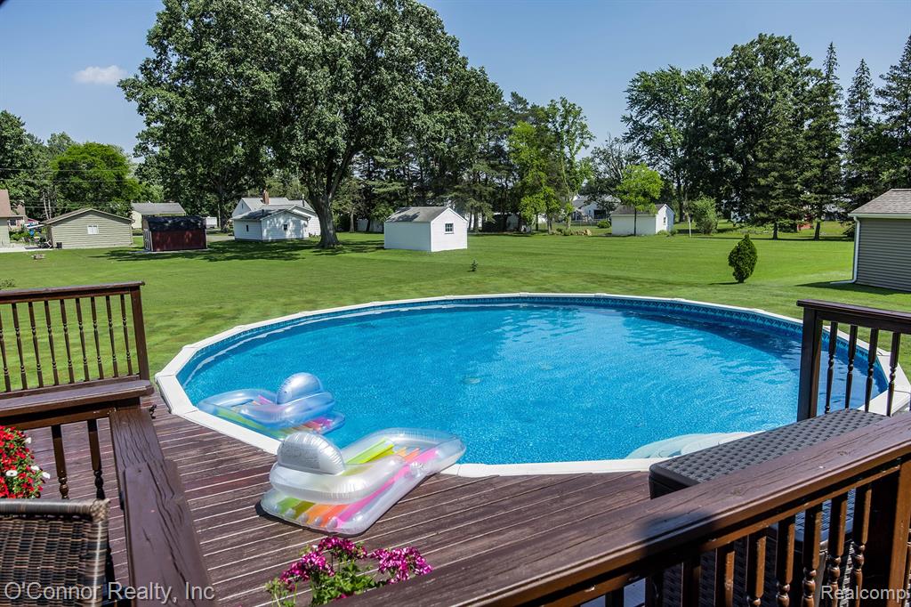 765 Lomasney Lane, Marysville, MI 48040 — Photo 14