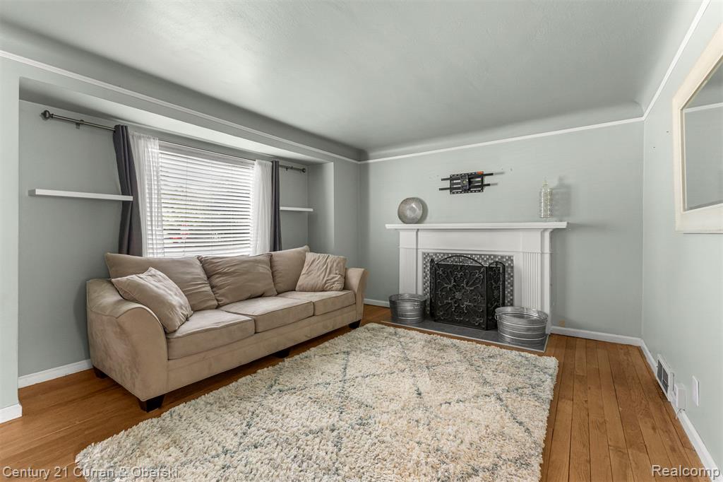 7505 PARK Avenue, Allen Park, MI 48101 — Photo 4