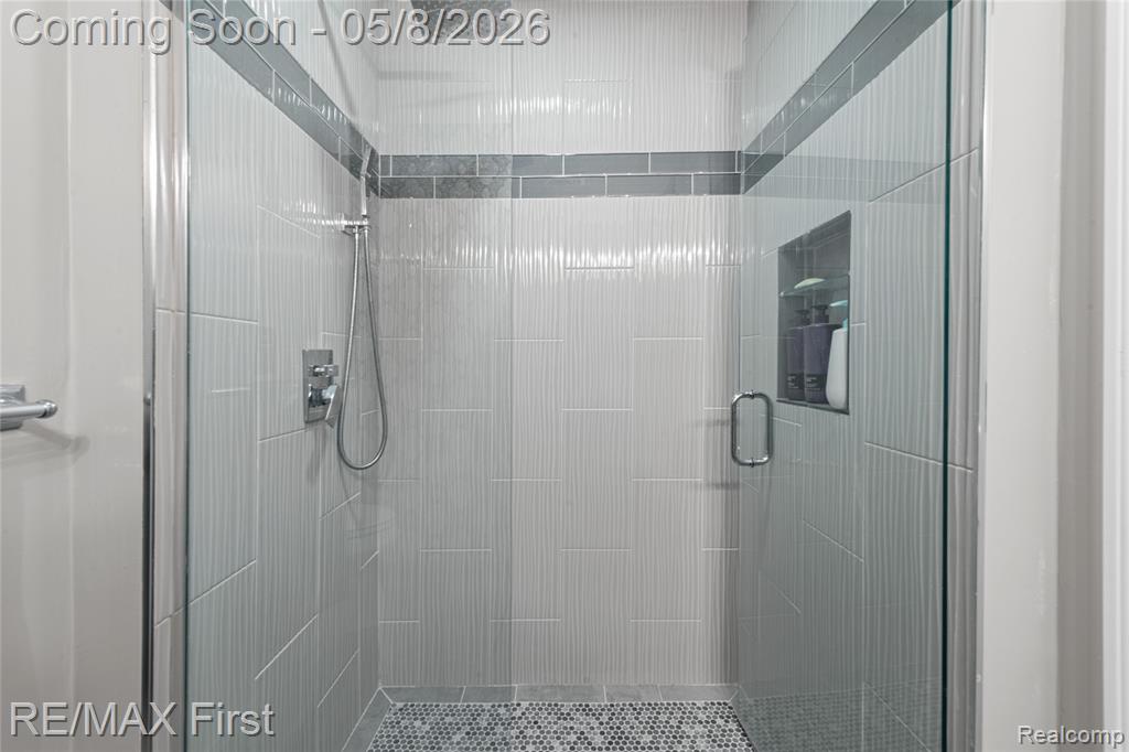 52531 Butternut Drive, Shelby Twp, MI 48316 — Photo 21