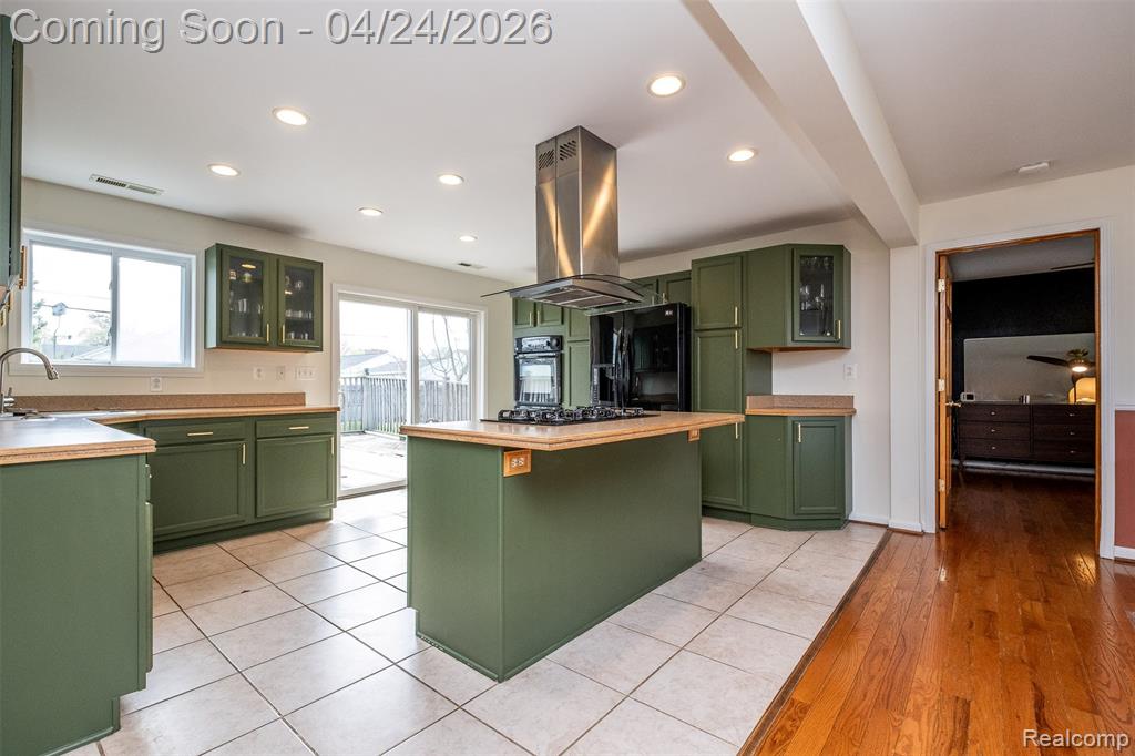 51 Hamata Avenue, Hazel Park, MI 48030 — Photo 12