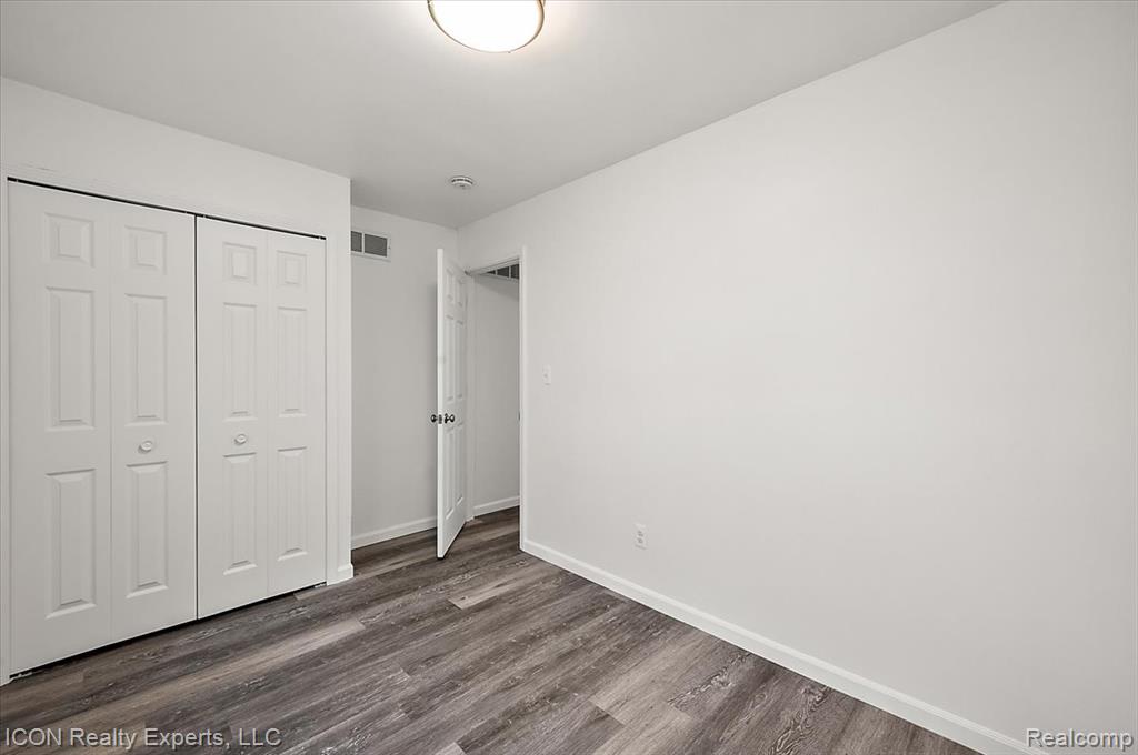8104 Cloverdale Avenue, Ferndale, MI 48220 — Photo 34