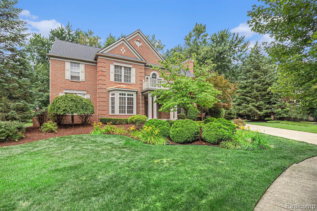 1390 LEGACY Court, Canton, MI 48187 — Photo 2