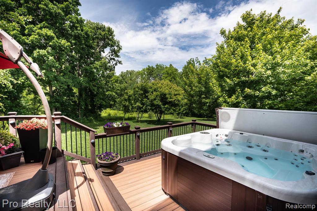 17779 BRIAR RIDGE Lane, Northville, MI 48168 — Photo 58