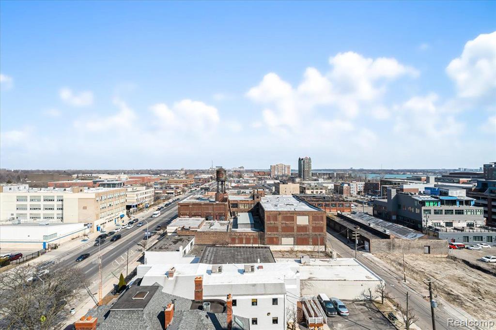 2900 E JEFFERSON Avenue S, 60-B8, Detroit, MI 48207 — Photo 29