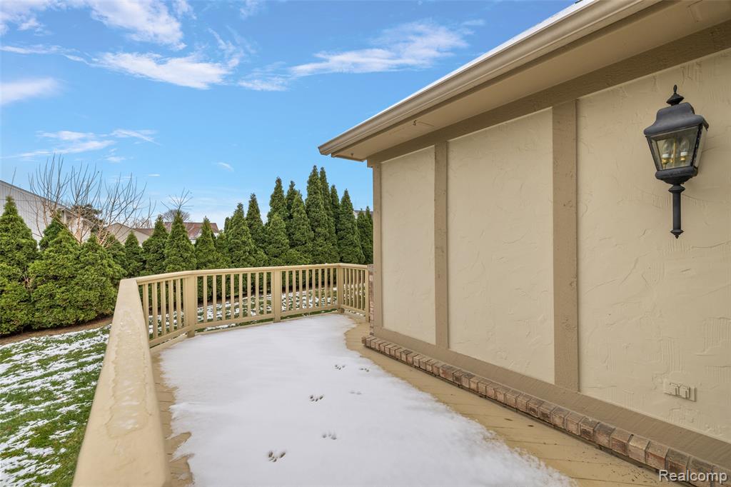 42590 Schienle Lane, Clinton Twp, MI 48038 — Photo 5
