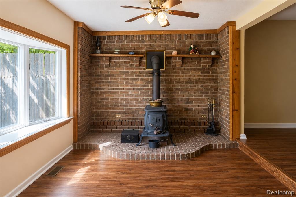 11388 Sunset Boulevard, Pinckney, MI 48169 — Photo 17
