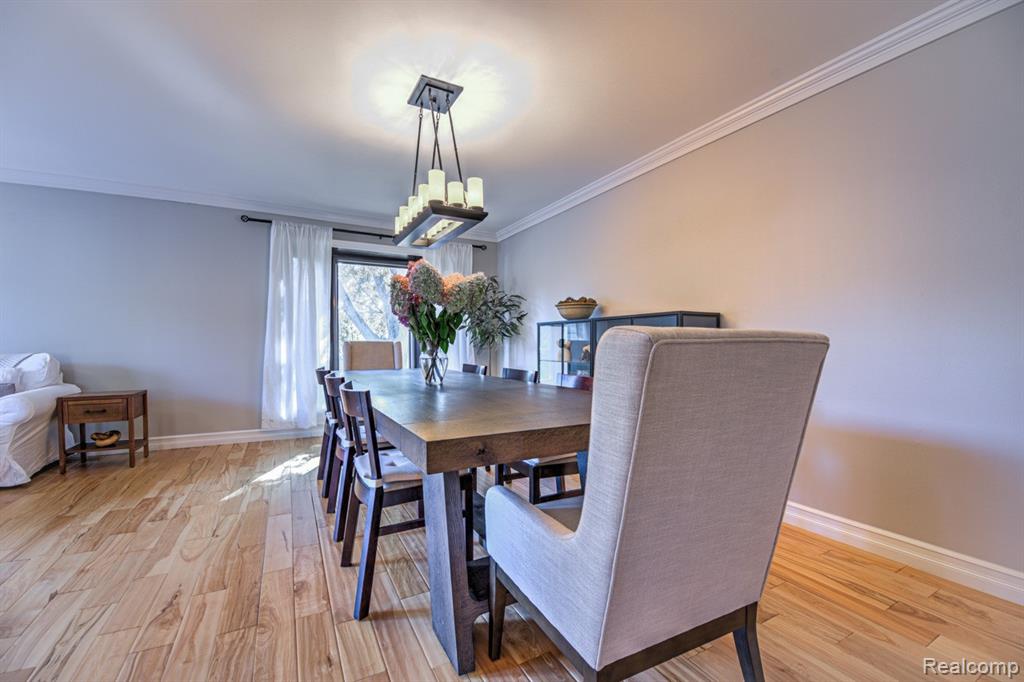 5250 Winchester Drive, Troy, MI 48085 — Photo 23