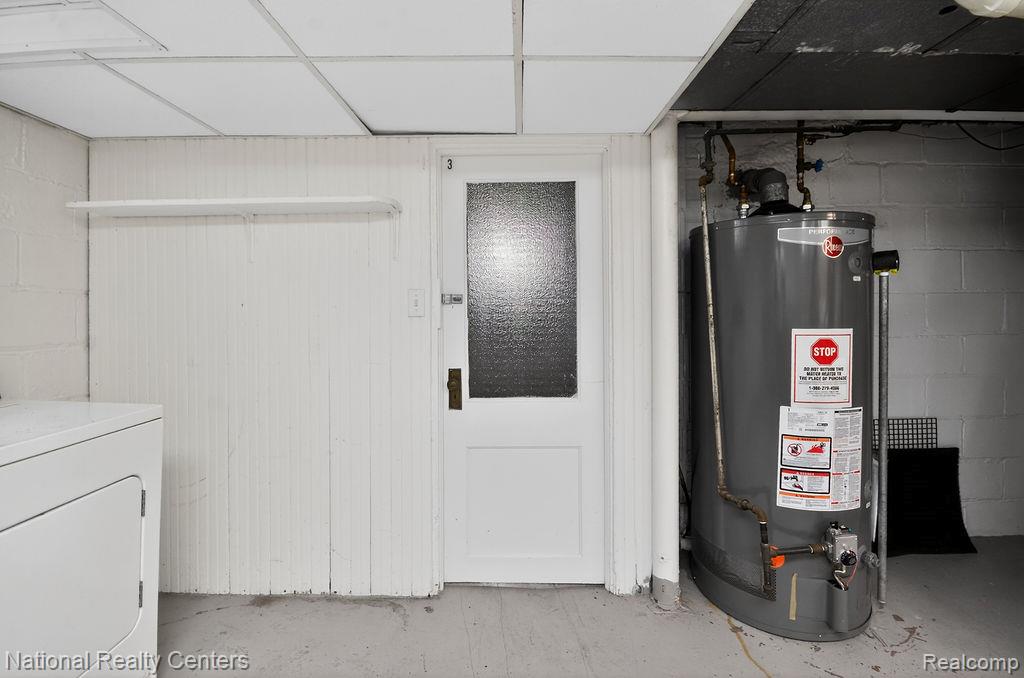 15105 Maplewood Avenue, Eastpointe, MI 48021 — Photo 27