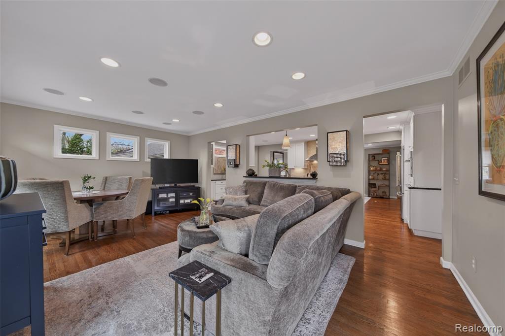 16265 Locherbie Avenue, Beverly Hills, MI 48025 — Photo 12