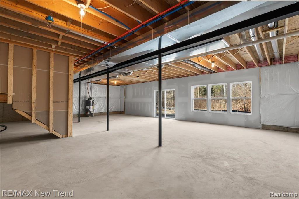 6515 CAMBRIDGE Circle, Clarkston, MI — Photo 28