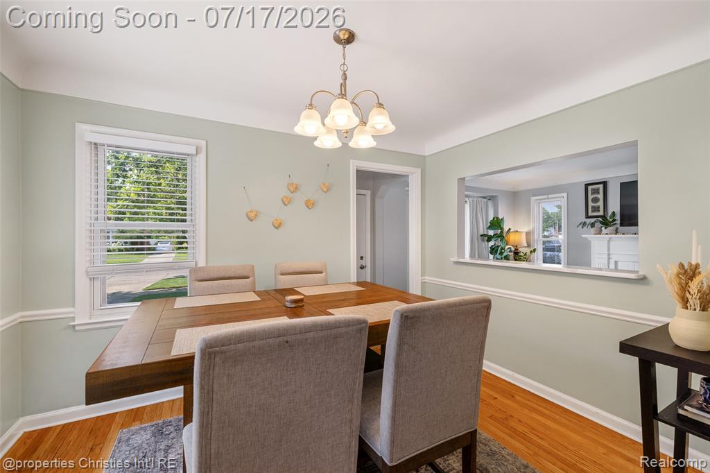 20855 Lochmoor Street, Harper Woods, MI 48225 — Photo 14