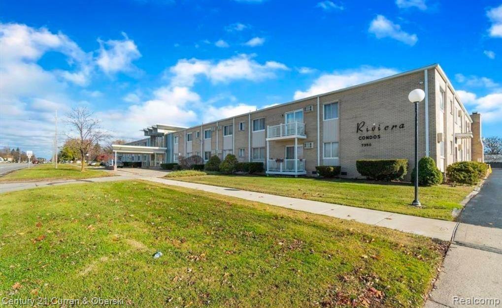 7350 N Inkster Road, 117, Dearborn Heights, MI 48127 — front exterior