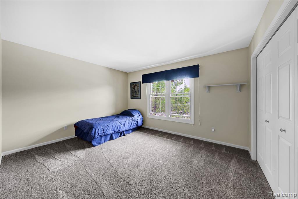 45300 White Pines Drive, Novi, MI — Photo 16