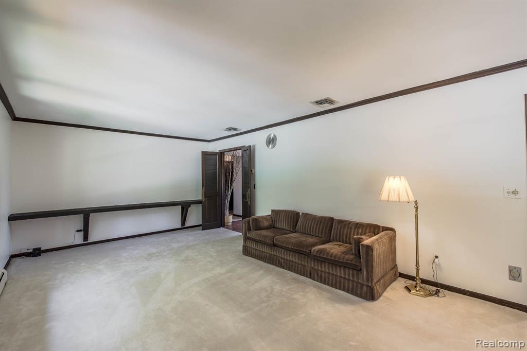 6674 Balmoral Terrace, Clarkston, MI — Photo 19