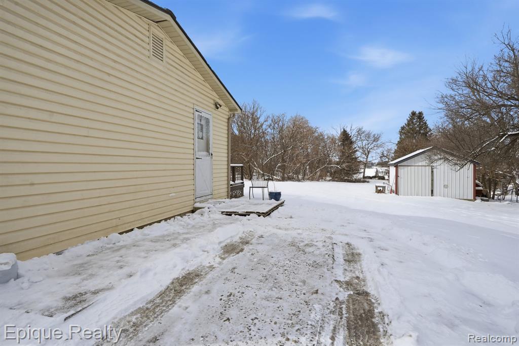 2191 Stonesthrow Drive, Lapeer, MI 48446 — Photo 27