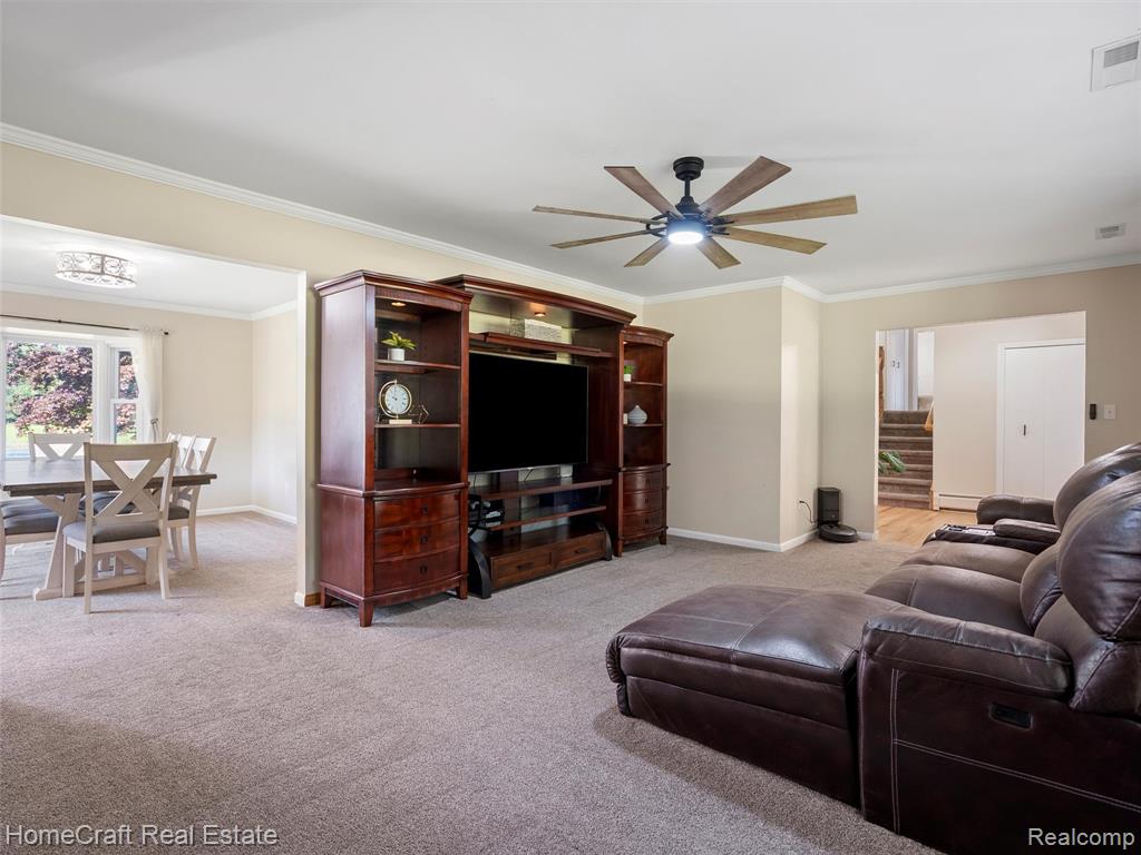 6211 NOLLAR Road, Whitmore Lake, MI 48189 — Photo 12