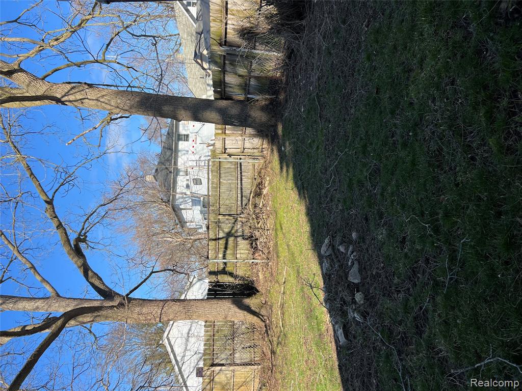 936 Stocker Avenue, Flint, MI 48503 — Photo 15